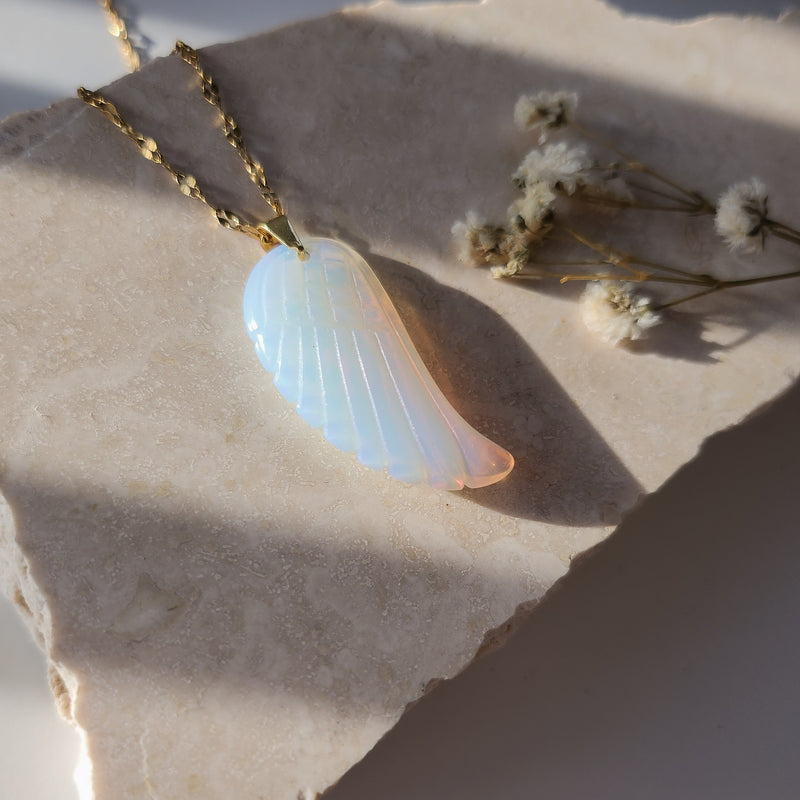 Wings are made to fly ketting Opaliet-Ketting-King Crystals